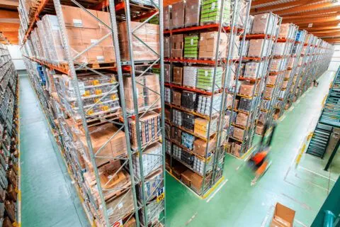 Conventional pallet racking